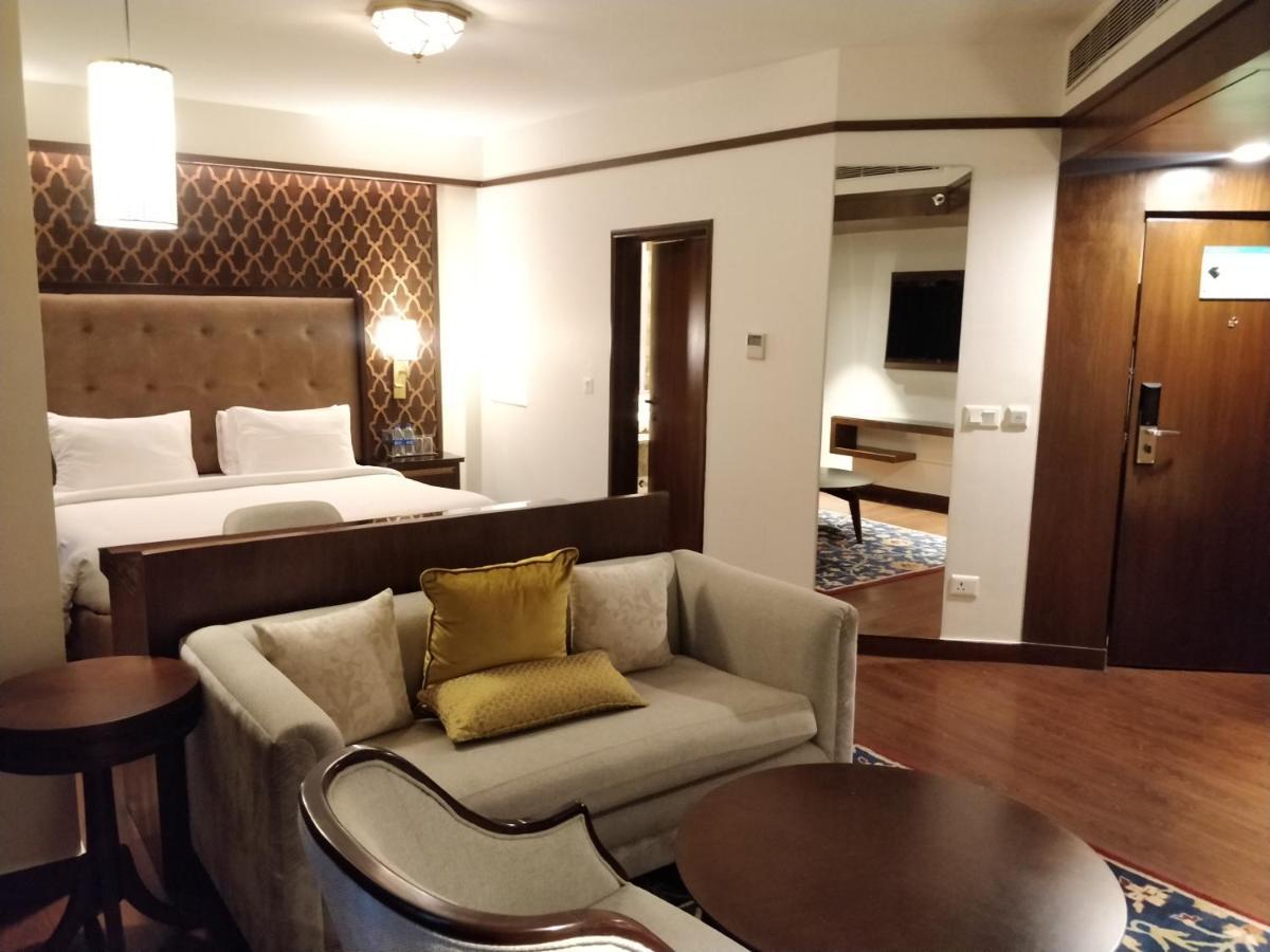 Radisson Golf Resort Pahalgām Dış mekan fotoğraf