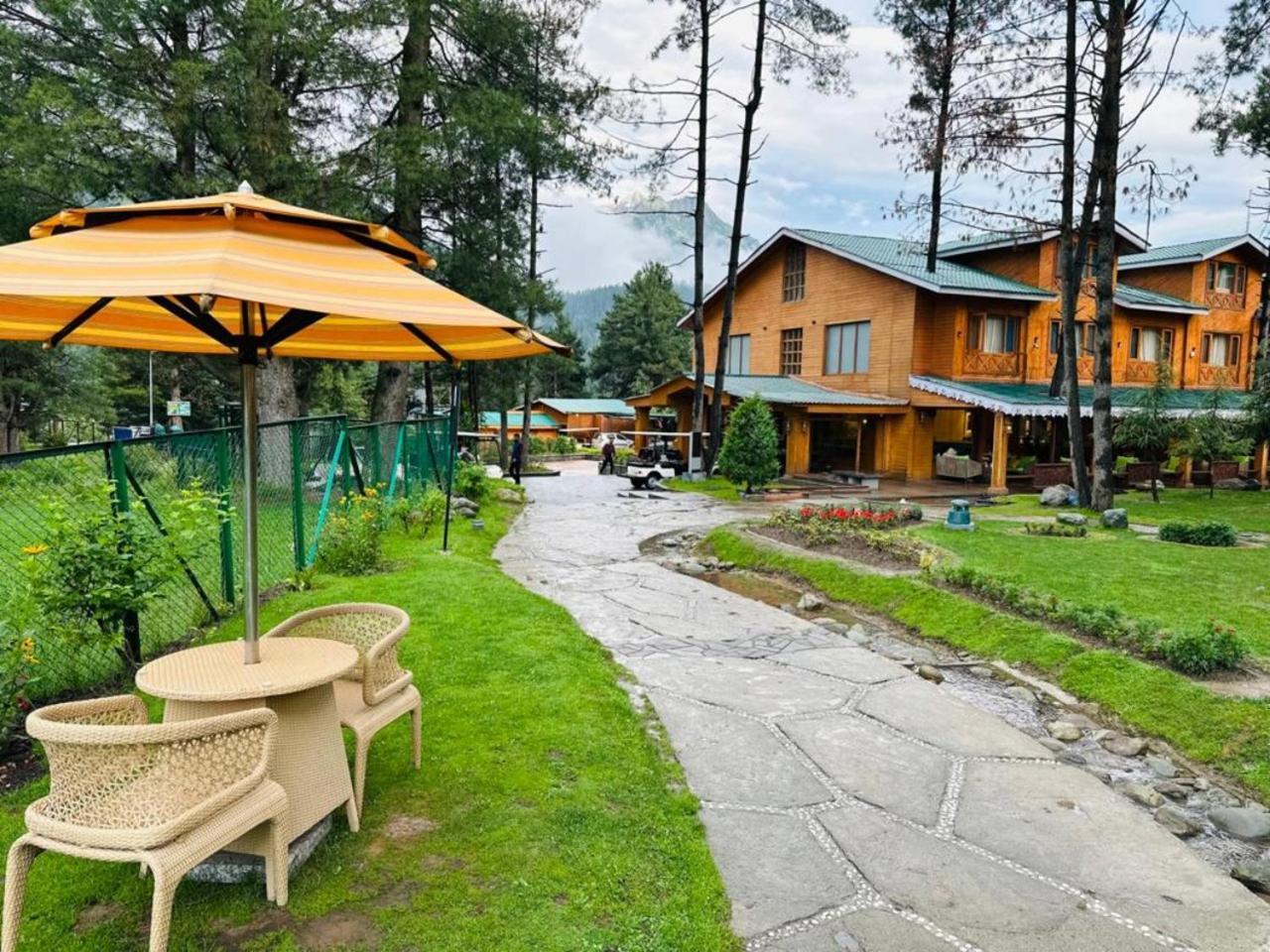 Radisson Golf Resort Pahalgām Dış mekan fotoğraf